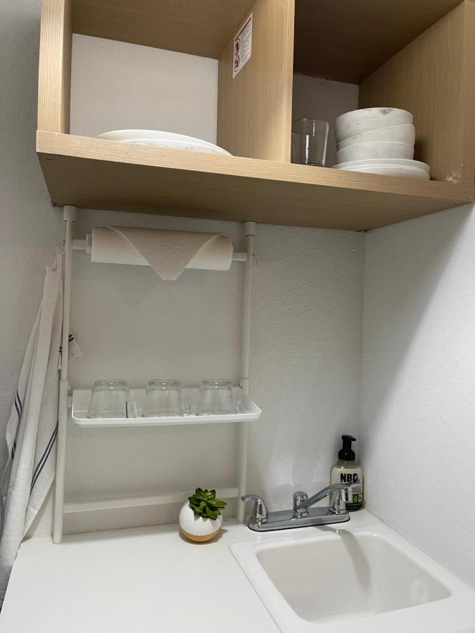 Weeki Wachee Guest Suite Спринг Хил Екстериор снимка