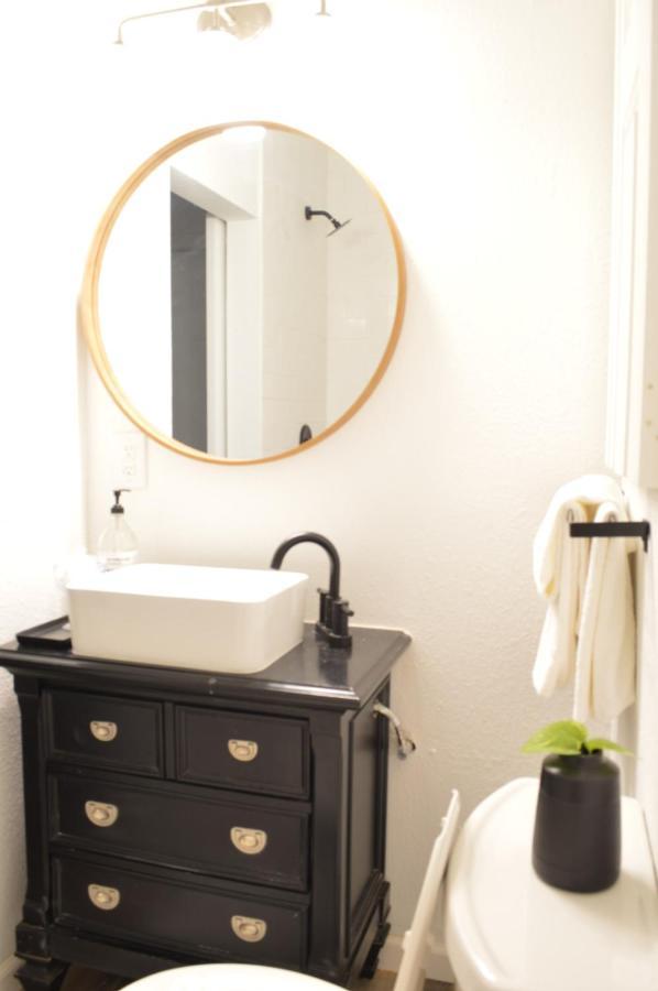 Weeki Wachee Guest Suite Спринг Хил Екстериор снимка