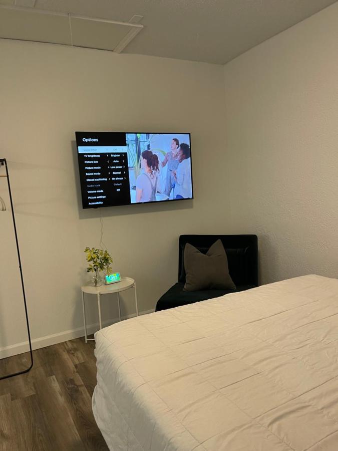 Weeki Wachee Guest Suite Спринг Хил Екстериор снимка